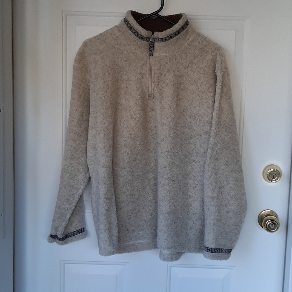 Cabela's fleece pullover